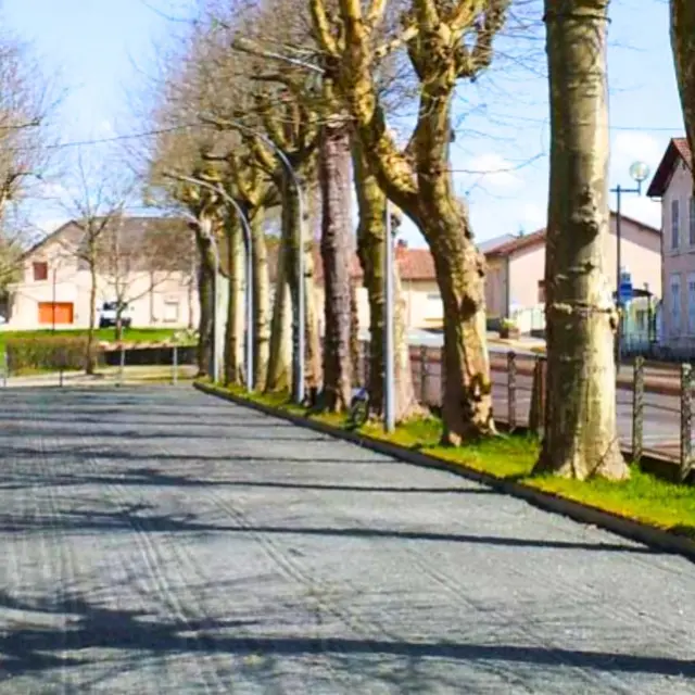 Terrain de pétanque - Châlus