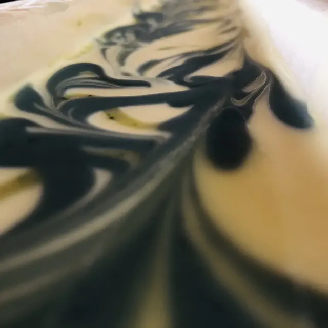 savon marbrage bleu