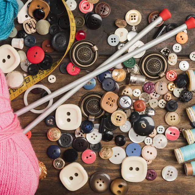 sewing-buttons-with-wool-needles (2)