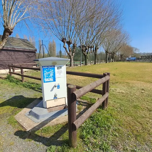 Aire camping-cars Savigny