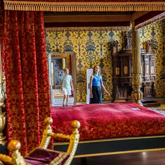 Famille_Chateau_Royal_BloisCopyright-David-Darrault-ADT41--3_BD