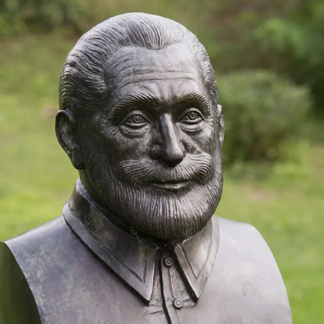 Henri IV et le château © Ville de Vendôme (3)