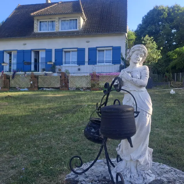 MAISON 2025