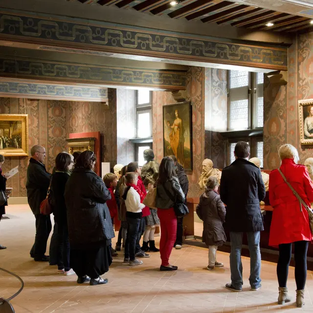 Visite-familiale-du-château-royal-de-Blois