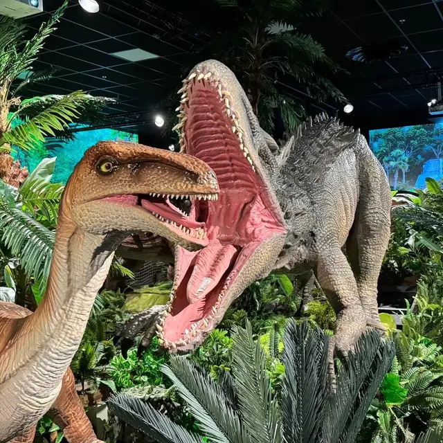 Le monde des dinosaures