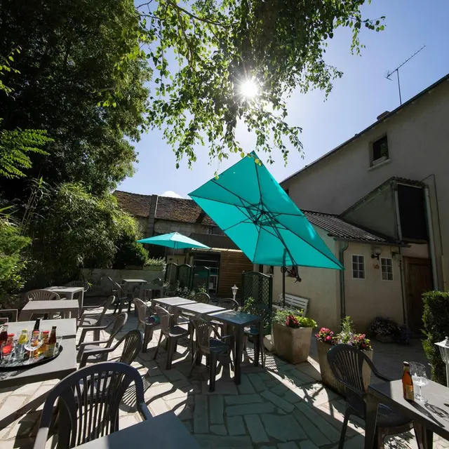 petit-troo-cheval-blanc