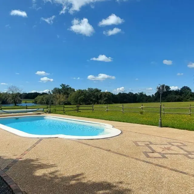 470677937_122094119516701362_8074564239181243255_n