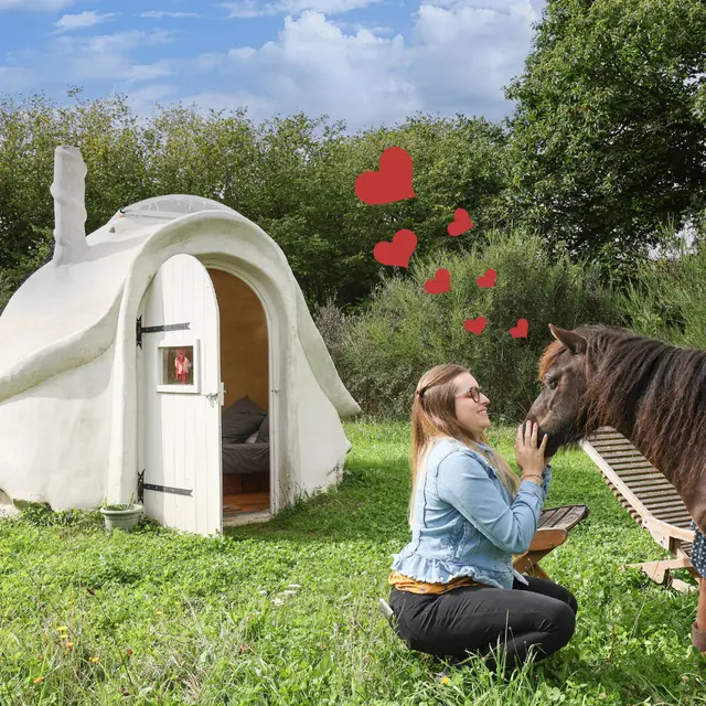 Au domaine des pierres jumelles-Hébergement insolite