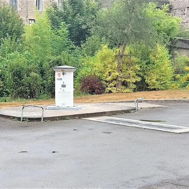 aire de service - Lassay les Châteaux