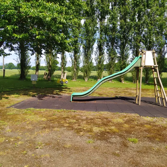 Aire de pique-nique Saint Berthevin la Tannière 53