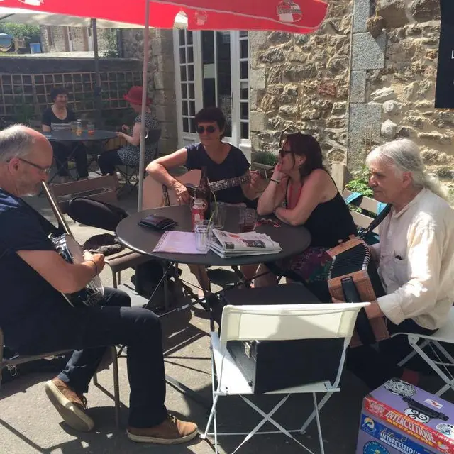 17328097_1429470000438286_230926077_n