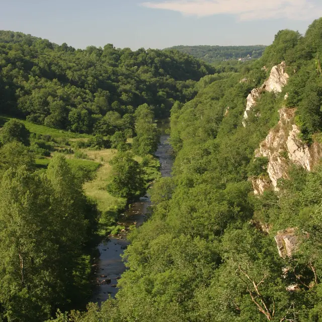 circuit-pedestre-les-meandres-de-la-sarthe-saint-leonard-des-bois-72-iti-1