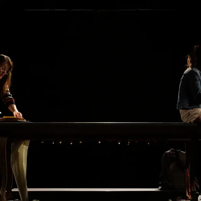 Tout tient encore debout