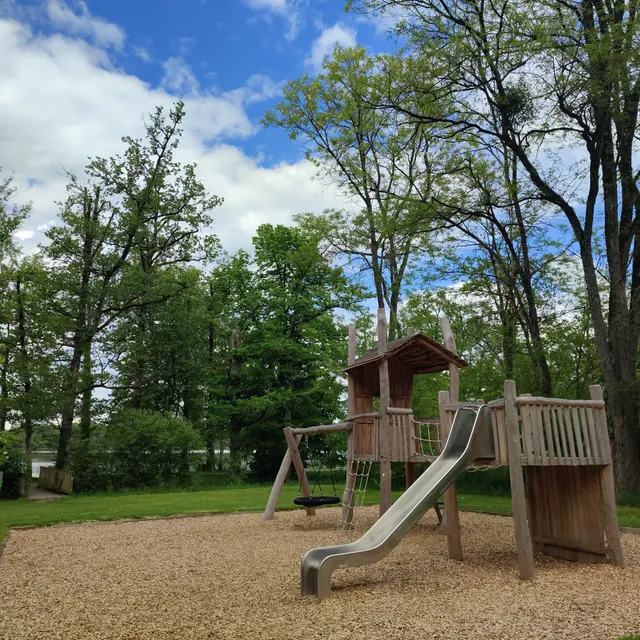 Base de loisirs du Gué de Selle à Mézangers en Mayenne