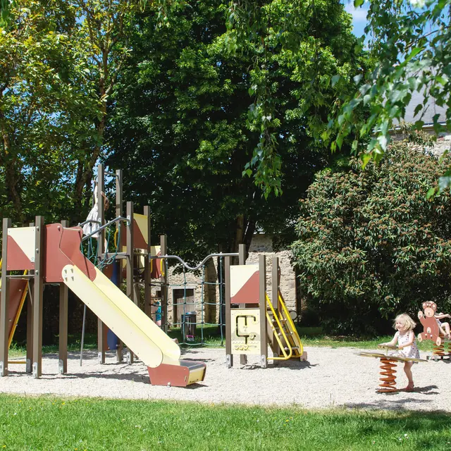 27720979172_239f5ec03e_k