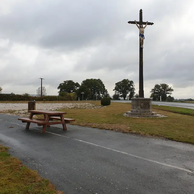 Aire-de-pique-nique-D121