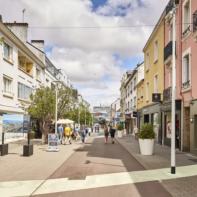 Rue de la Paix et des Arts