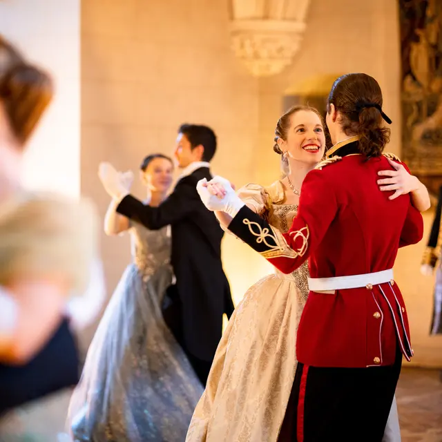 Spectacle la belle et la bête au château de Goulaine