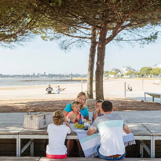 Destination-Cote-Atlantique-Office-Tourisme-Saint-Nazaire-BD-150