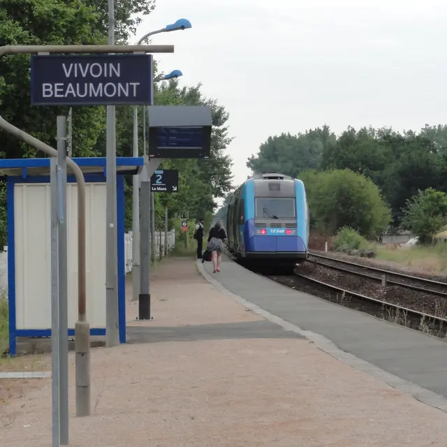 Gare de Vivoin