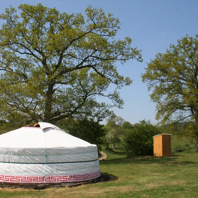 La Grande Savane - Saint-Paul-le-Gaultier - yourte extérieur