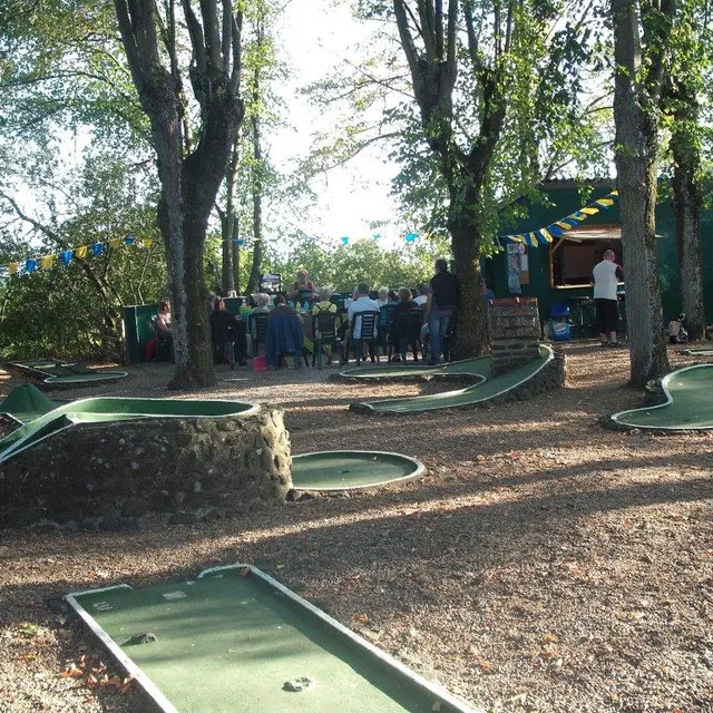 mini-golf-beaumont-72-loi-1