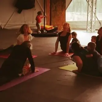 P23825082D4319104G_px_640_