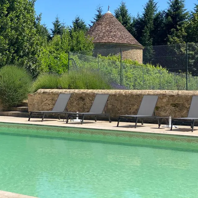 Piscine Château de Lauresse