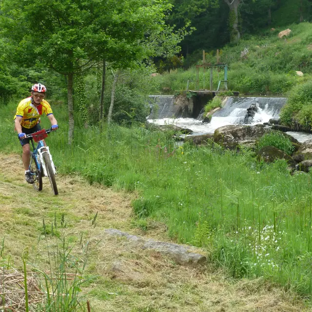 Location VTT Parc de loisirs de la Colmont Gorron - Parcours à Brecé