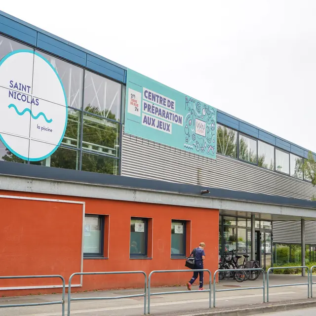 Piscine St-Nicolas 001