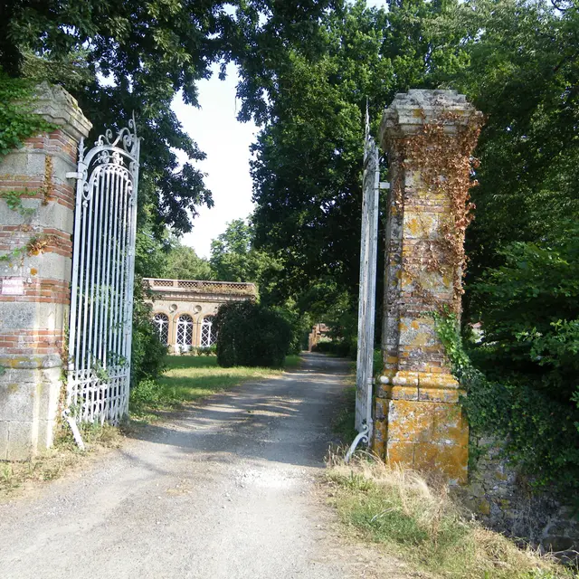 circuit-chateau-noe-vallet-levignobledenantes-tourisme(2)