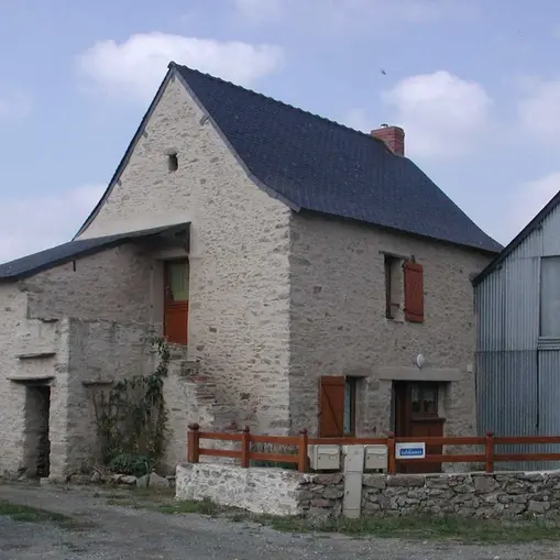 facade-de-la-location-de-vacances-545578