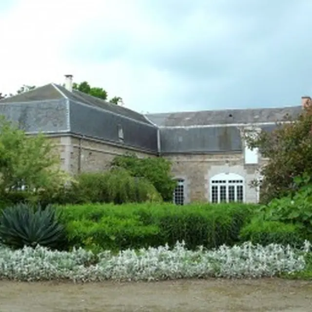 ferme-auberge-du-bailleul-herce-53-res-1