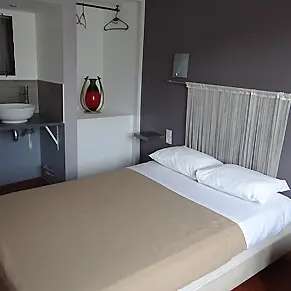 hotellesvoyageurs-mayenne-53-hot-1