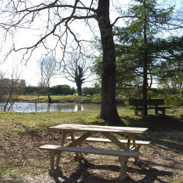 les-douves-la-regrippiere-44-PNA (1)