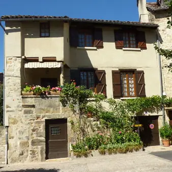 Maison familiale-Saint-Céré-extérieur