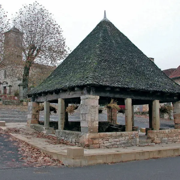 Thémines : La Halle