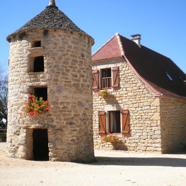 Gîtes de La Tour *** Extérieur