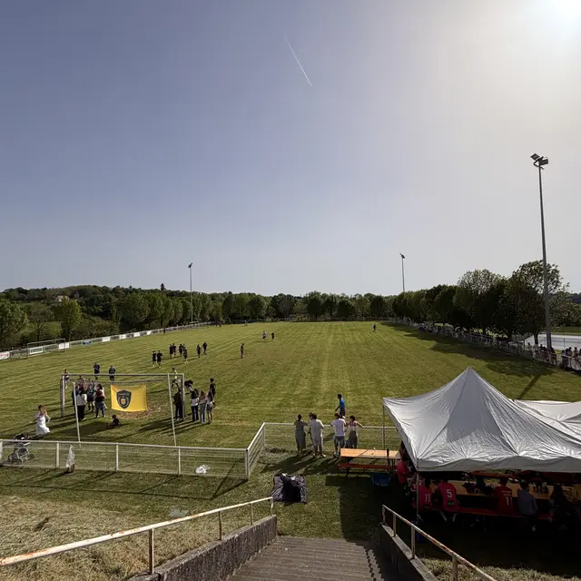 05 - 1 mai - tournoi football Labastide - photo 2 © Mélanie Chalvet