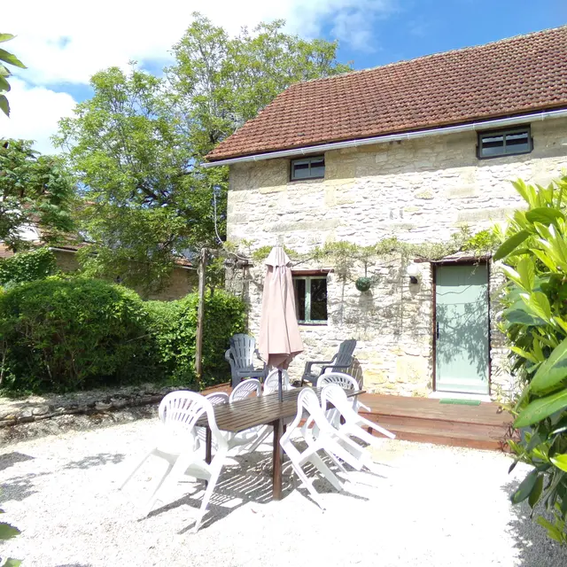 exterieur de gite avec terrasse privative