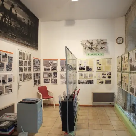 102-069-figeac-rue-emile-zola-musee-resistance-vignette-002