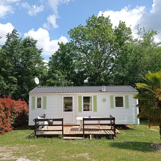 L'OLIVIER, mb 2ch 1à4pers 50€/nuit-310€/sem en B.S  85€/nuit-510€/sem en H.S