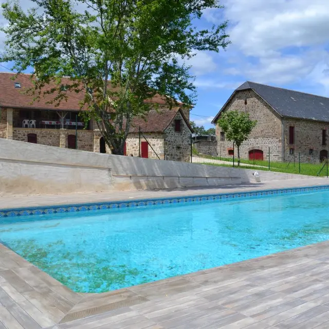 Location Menoire Le Roussel