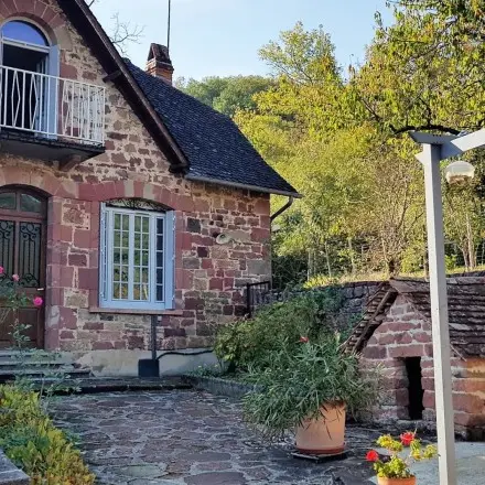 19G2063-Collonges