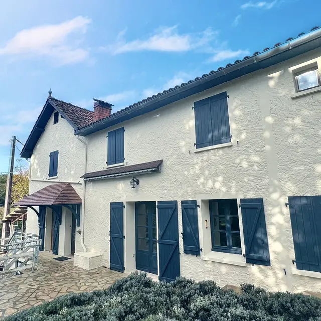 Maison de charme en pleine nature – Aux portes de Gourdon
