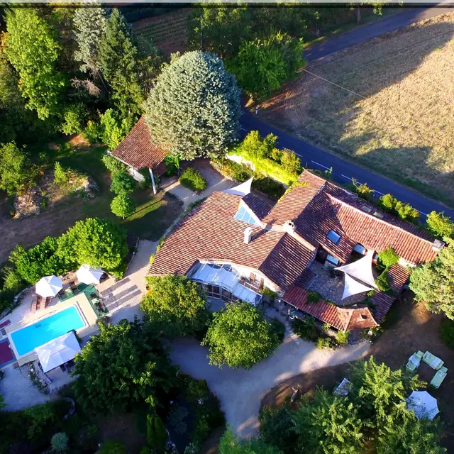 La maison et le jardin 2 ha