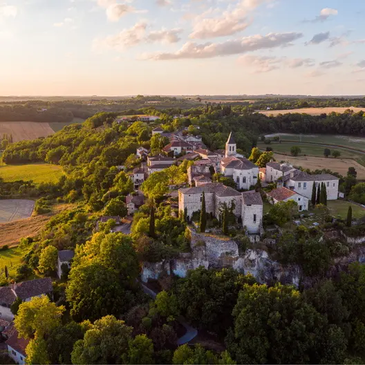 Village perché de Flaugnac