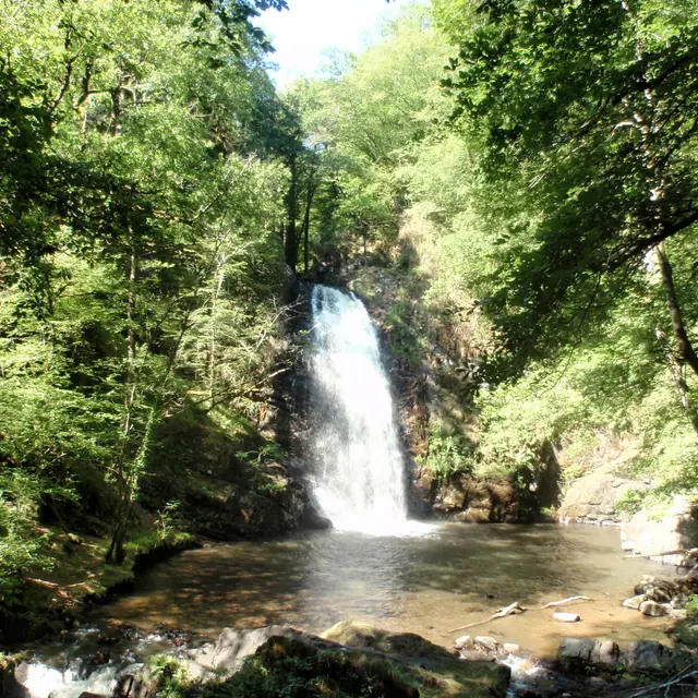23 ALBUSSAC - Les cascades de Murel (2)