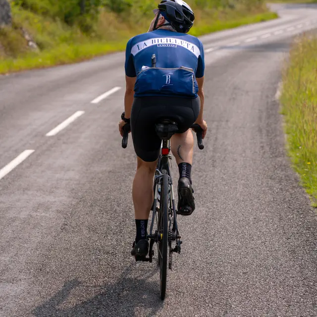 Balade à vélo en Vallée de la Dordogne avec la Bicicleta Ravito