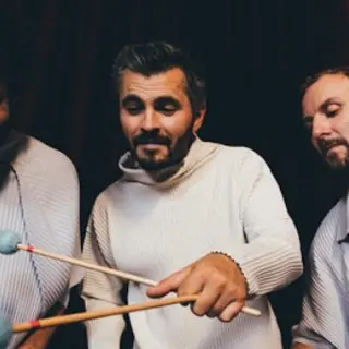Métamorphoses par le Trio SR9